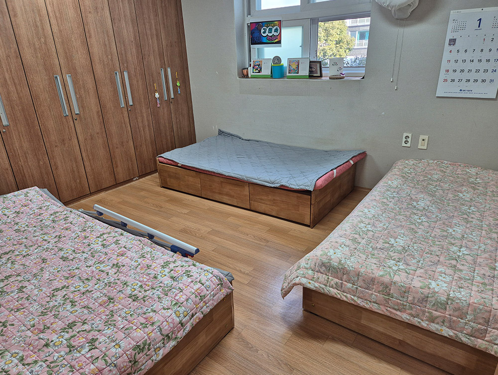 은혜의 집 (1층) - 1층
생활실